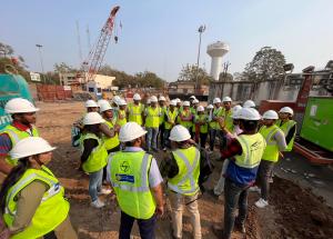 MS大学、バドダラ、グジャラート州の土木工学の学生がMAHSRの建設現場を訪問しました