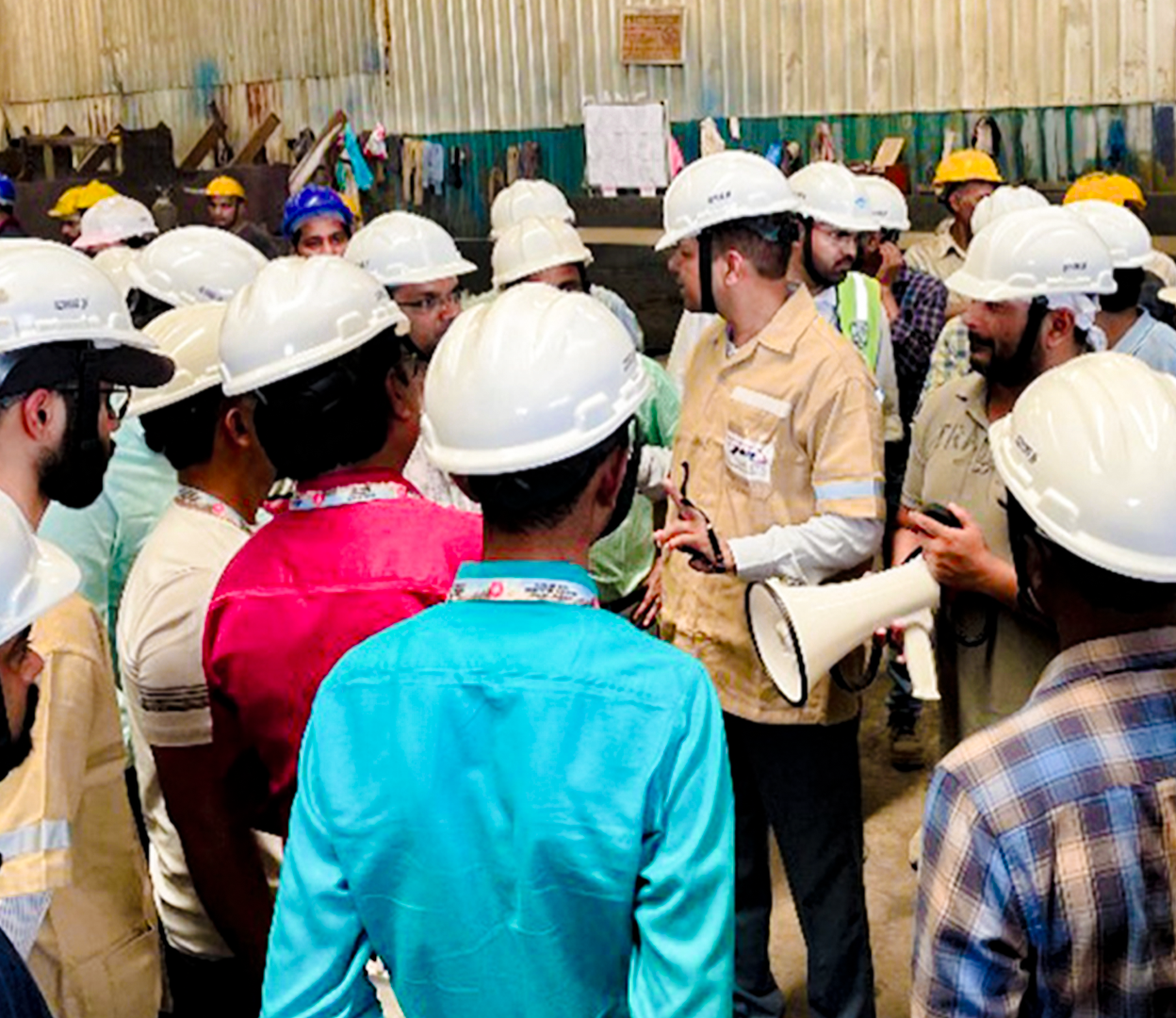 NHSRCL organised a knowledge sharing workshops for Indian Railway artisan staff in collaboration with Western Railways and Central Railways at a steel fabrication workshop in Vapi, Gujarat