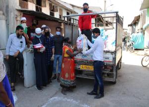 Food items being delivered to daily wage earners and tribal families in Bharuch district