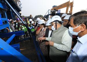 Shri Bhupendrabhai Patel, Chief Minister, Gujarat and Smt. Darshana Jardosh, Minister of State for Railways and Textiles along with other dignitaries visited Mumbai-Ahmedabad High Speed Rail corridor casting yard at Surat (Village-Vaktana, @ Ch 254) on 26th December 2021.