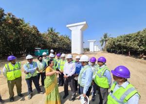 Smt. Darshana Jardosh, Hon’ble Minister of State for Railways & Textiles inspected the Mumbai-Ahmedabad High Speed Rail Corridor construction activities between Surat and Vapi on 17th February 2022.