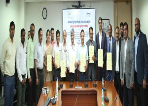 NHSRCL signed a contract agreement with Larsen & Toubro Limited for the design, supply and construction of Track and Track related works for MAHSR (T-3 Package) on 10th June 2022.