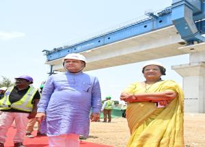 Hon’ble Minister for Railways & Minister of State for Railways visits MAHSR Construction site on 6th June 2022