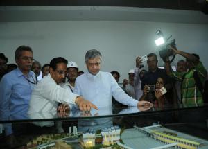 रेल मंत्री श्री अश्विनी वैष्णव ने 13 सितंबर 2022 को गुजरात में निर्माणाधीन साबरमती मल्टीमॉडल ट्रांसपोर्ट हब और अहमदाबाद एचएसआर स्टेशन का दौरा किया