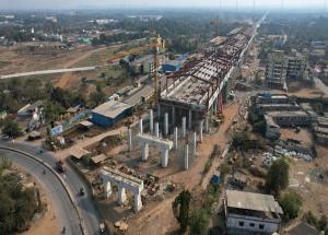 वापी बुलेट ट्रेन स्टेशन, वलसाड जिला, गुजरात में कार्य प्रगति पर है - मार्च 2024