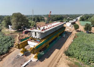 Span By Span (Over-slung) LG-3 at Vadodara, January 2023