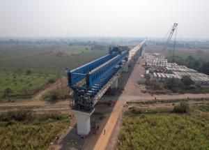 Viaduct Construction through SBS (Over-slung) at Surat District, March 2023
