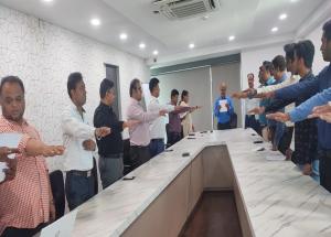 Administering Integrity Pledge at site office, Surat