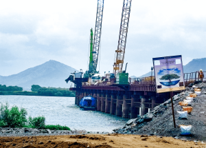 Construction in progress at the Vaitarna River, Palghar