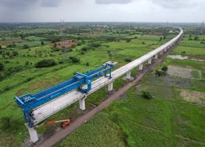 Full Span Girder Launching in Progress at Surat District, September 2023