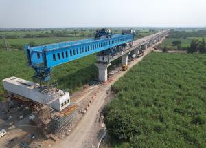 MAHSR Viaduct construction through SBS (Over-slung) method at Surat District, November 2023 (2)