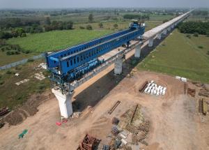 MAHSR Viaduct construction through SBS (Over-slung) method at Surat District, November 2023