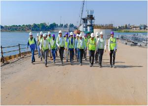 Shri Vivek Kumar Gupta, MD/NHSRCL & Director (Works), along with senior officials, inspected various bullet train construction sites in Surat on 19th March 2025