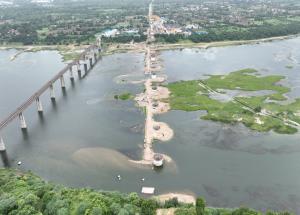 MAHSR Viaduct construction through SBS (Over-slung) method at Vadodara District, September 2023