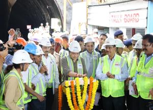 Hon’ble Minister of Railways, Shri Ashwini Vaishnaw witnessed the 4.88 km tunnel breakthrough on 20th Sep 2025 at Ghansoli for Mumbai-Ahmedabad Bullet Train project